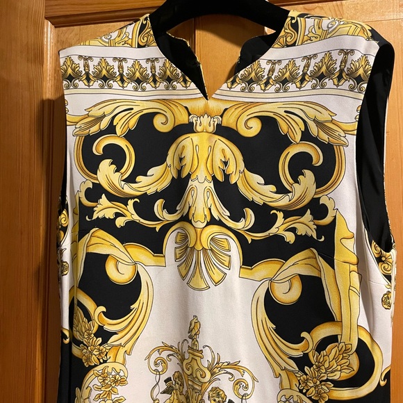 Versace dress - Picture 3 of 12